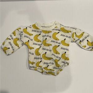 Bananas baby onsie 3-6‎ month bodysuit